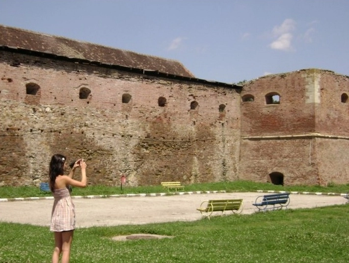 fagarasenii-isi-pot-vizita-gratuit-cetatea-marti-de-la-1300-si-miercuri-de-la-1600