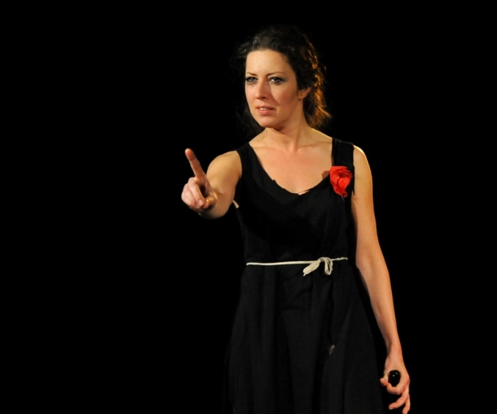 fata-din-curcubeu-spectacol-la-centrul-cultural-reduta