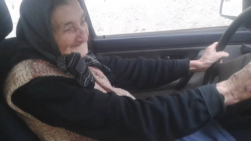 femeie-de-74-de-ani-bauta-la-volan-sa-rasturnat-in-olt