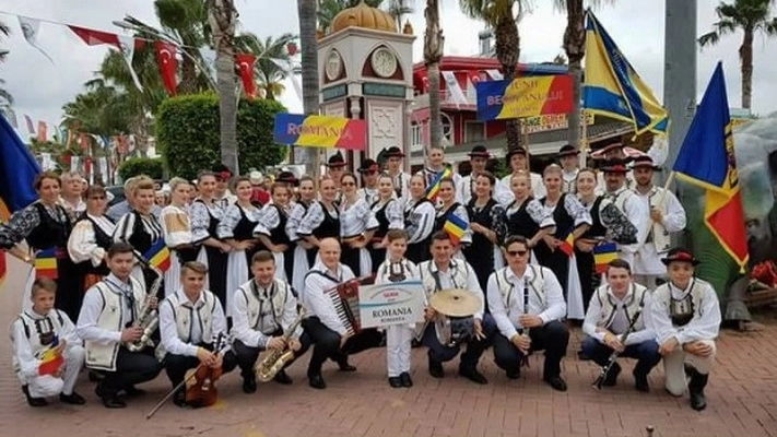 festival-folcloric-la-beclean-cu-oaspeti-din-strainatate