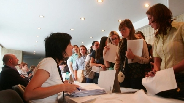 firme-din-canada-vin-sa-recruteze-muncitori-la-brasov