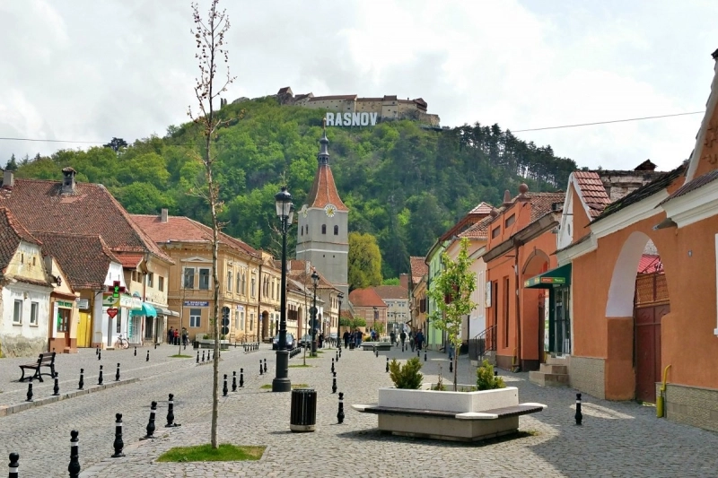 investitii-de-peste-3-milioane-de-lei-pentru-modernizarea-iluminatului-public-din-rasnov