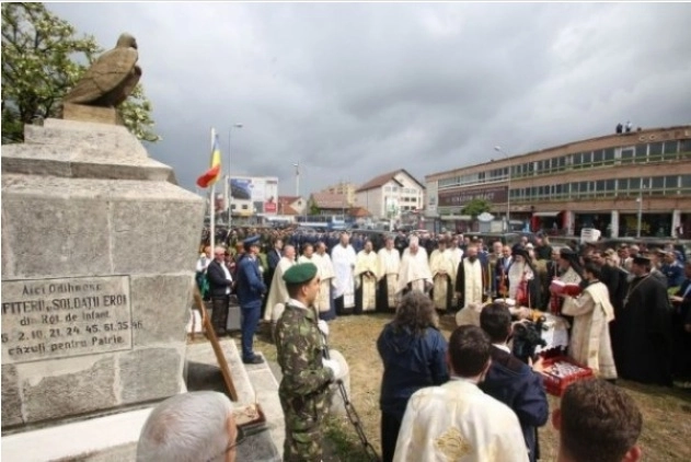moastele-sf-andrei-raman-la-brasov-pana-pe-14-mai
