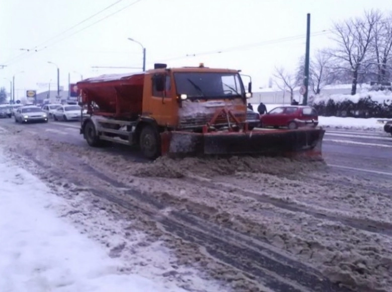 municipiul-brasov-a-facut-pregatirile-pentru-prima-ninsoare