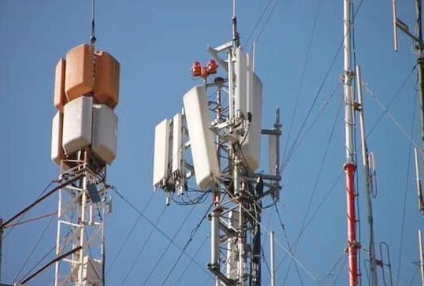 nu-vor-mai-fi-antene-de-telefonie-mobila-pe-spitalul-din-codlea