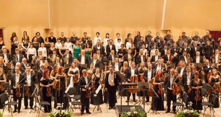opera-filarmonica-si-teatrul-au-pregatit-impreuna-un-spectacol-extraordinar-de-craciun-