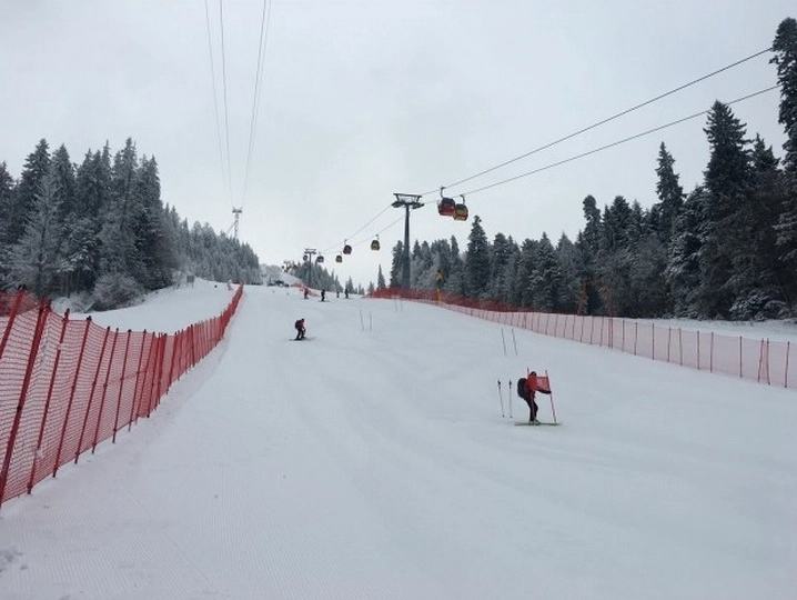 partia-subteleferic-partial-inchisa-publicului-pentru-desfasurarea-concursului-cupa-teleferic-