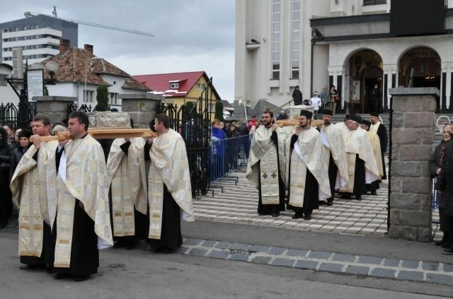 pelerinaj-cu-moaste-la-brasov-si-cristian