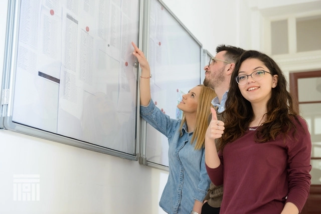 peste-6200-de-locuri-la-programele-de-licenta-ale-universitatii-transilvania