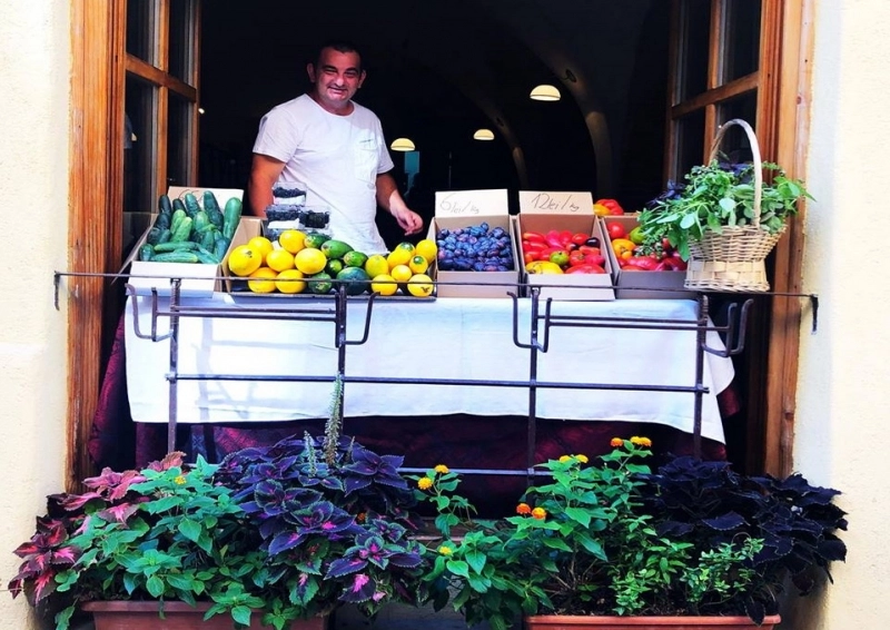 piata-cu-legume-eco-revine-joi-la-brasov