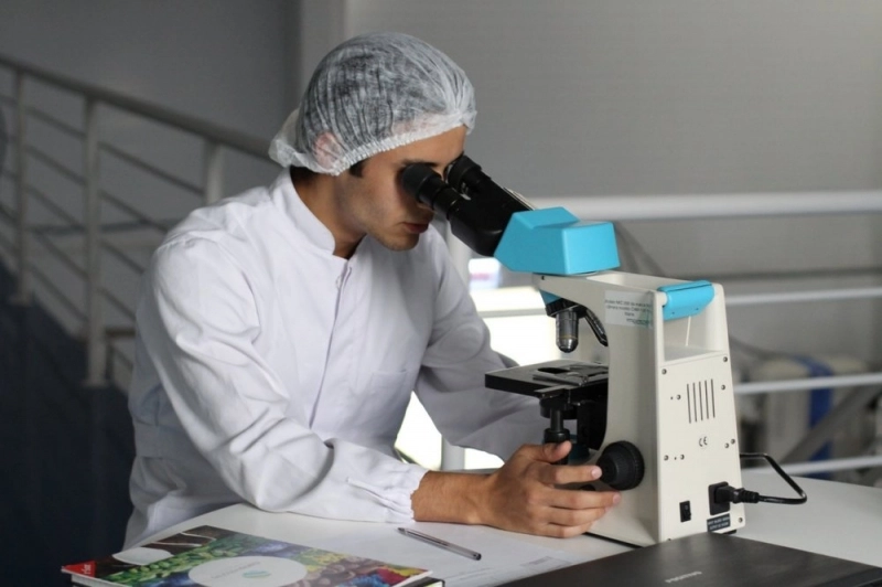 precisa-furnizorul-de-incredere-pentru-dotarea-corespunzatoare-a-laboratoarelor