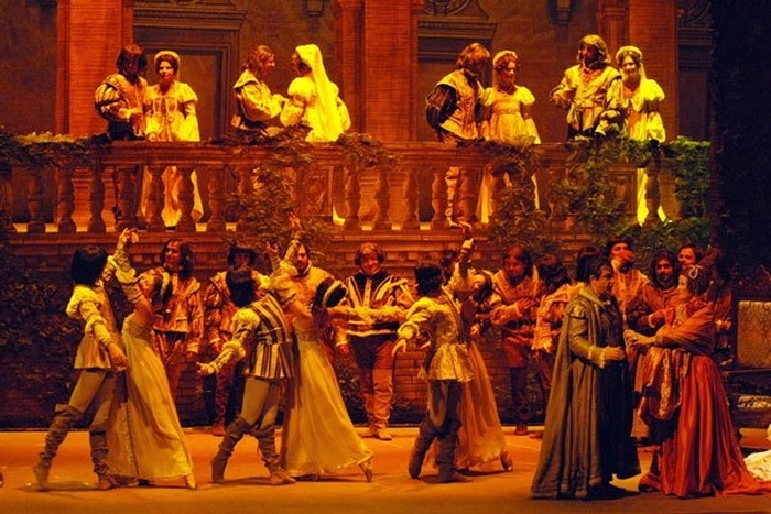 premiera-rigoletto-de-giuseppe-verdi-pe-scena-operei-brasov