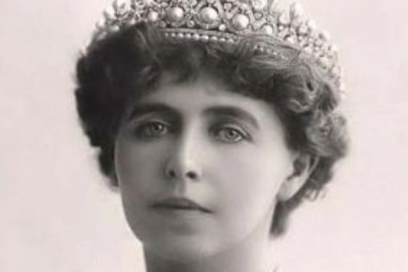 regina-maria-marea-romanca-intalnire-de-suflet-si-cultura-la-gradina-bastion