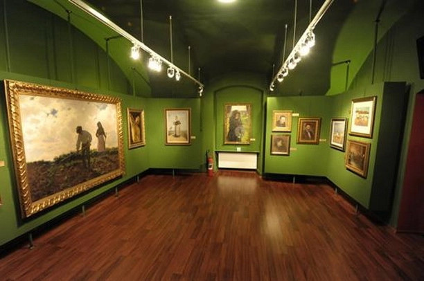 rezidente-de-arta-contemporana-vernisaj-la-centrul-multicultural-al-universitatii-transilvania