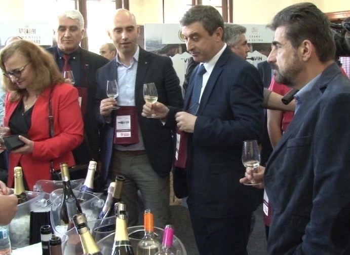 sa-scurs-si-ultimul-strop-al-festivalului-vin-la-munte