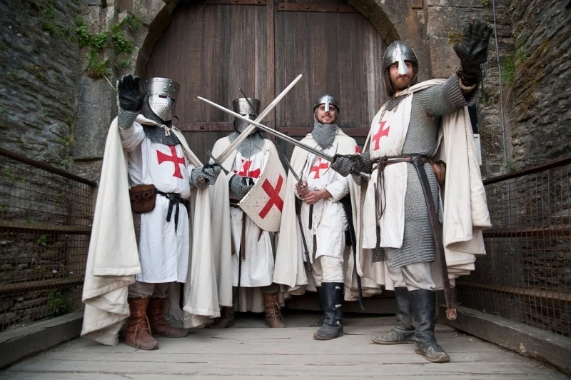 sarbatoare-de-sfanta-marie-la-feldioara-cavalerii-teutoni-se-intorc-in-cetate
