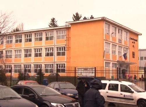 scoala-19-va-fi-mansardata