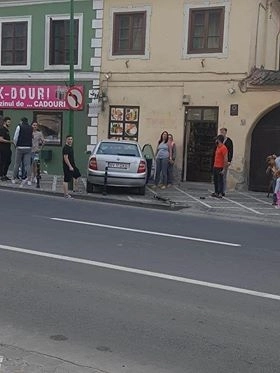 sofer-cautat-de-polisti-dupa-ce-a-parasit-locul-accidentului