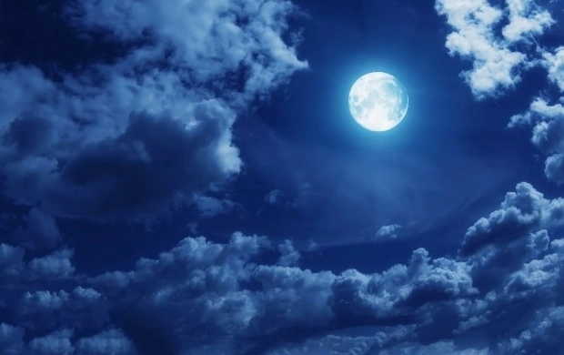 superluna-albastra-pe-31-ianuarie-astrul-noptii-va-face-spectacol-pe-cer