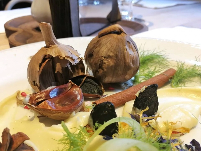 usturoiul-ingredientul-protector-este-vedeta-zilei-la-castelul-bran