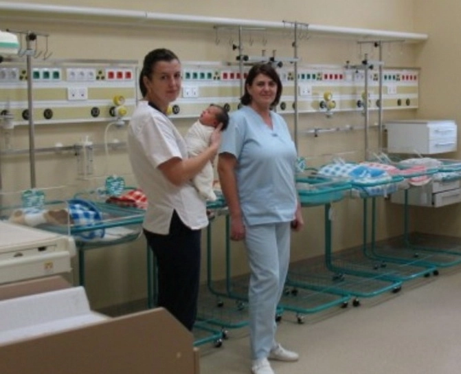 11-copilasi-au-venit-pe-lume-in-prima-zi-de-paste-la-brasov