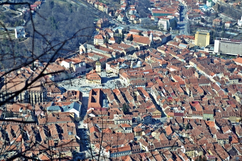 3666-de-romani-au-devenit-anul-trecut-brasoveni