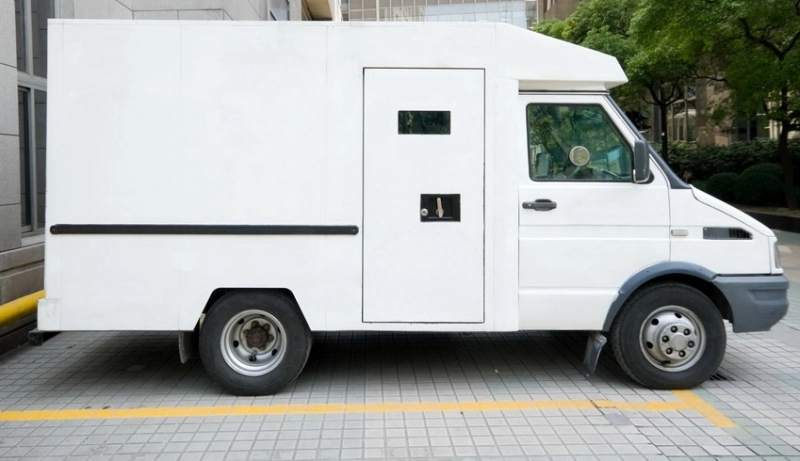 anaf-brasov-va-cumpara-doua-blindate-de-transport-valori