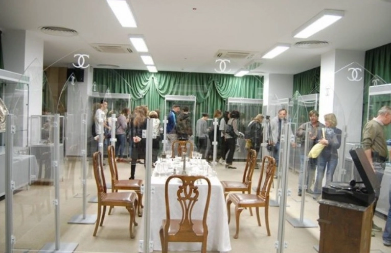 arta-si-ceremonial-la-mesele-regale-la-muzeul-casa-muresenilor