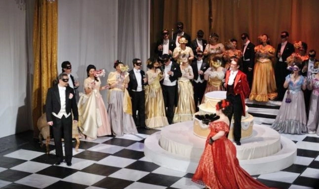 bal-mascat-de-giuseppe-verdi-vineri-la-opera-brasov