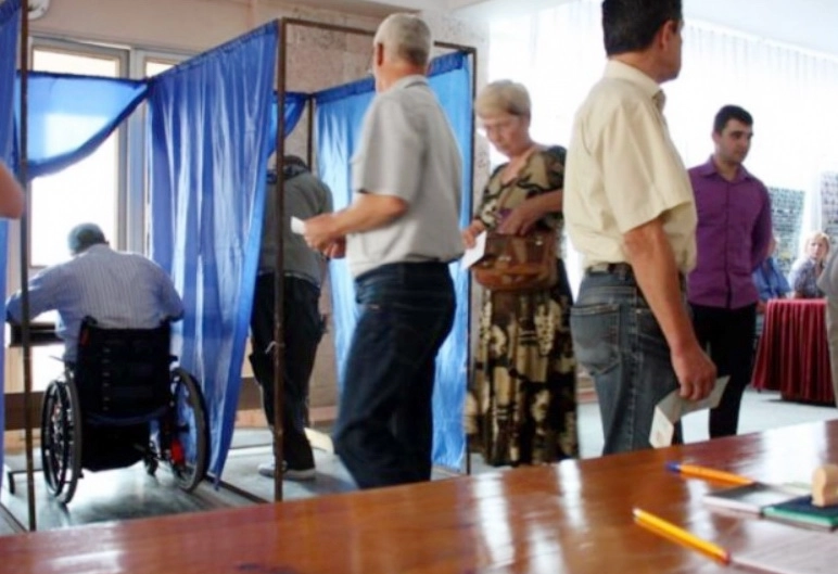 brasovenii-cu-probleme-de-mobilitate-au-la-dispozitie-127-de-sectii-de-votare