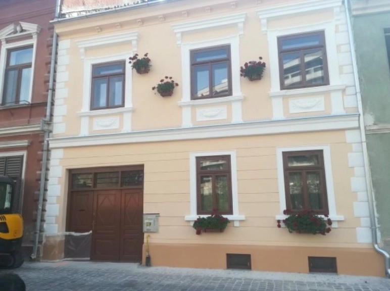 casa-istorica-privata-din-brasov-reabilitata-cu-jumatate-din-facturi-platite-de-primarie
