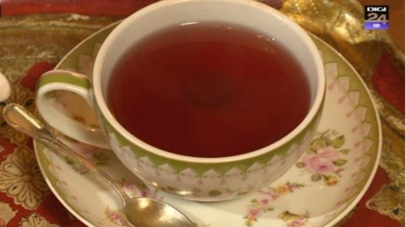 ce-risti-daca-bei-25-de-cesti-de-cafea-pe-zi