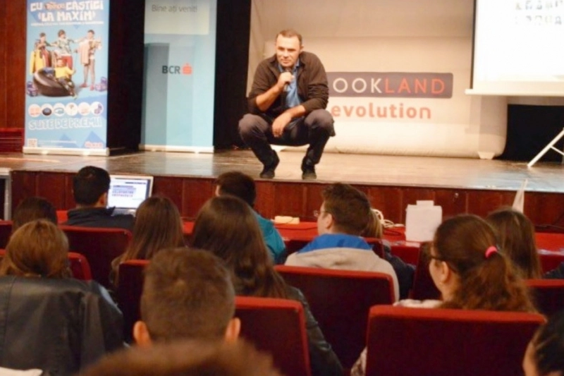 conferintele-bookland-evolution-joi-la-biblioteca-judeteana
