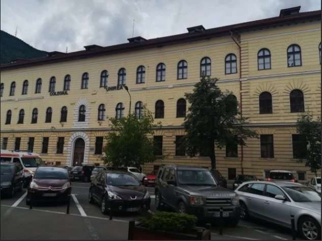 constructorul-care-lucreaza-la-colegiul-national-unirea-din-brasov-va-fi-concediat