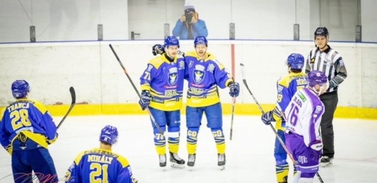 csm-corona-doua-victorii-spectaculoase-la-brasov-lupii-urca-pe-doi-in-erste-liga