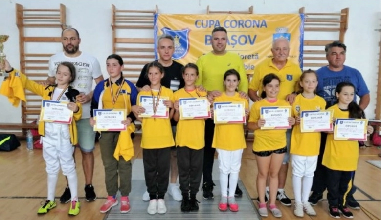 cupa-corona-la-scrima-a-devenit-competitie-internationala