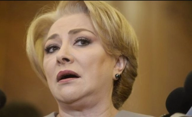 dancila-distrusa-de-catre-un-elev-de-liceu-
