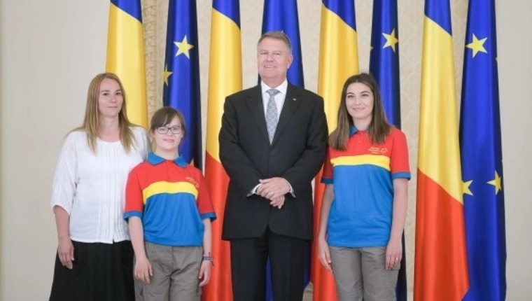 doua-brasovence-cu-rezultate-deosebite-felicitate-de-presedintele-romaniei