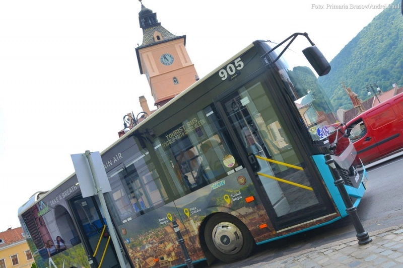 fara-autobuzul-turistic-de-pe-linia-61-pe-aleea-de-sub-tampa-timp-de-trei-zile