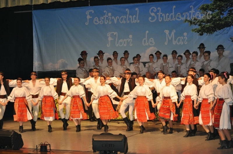festivalul-national-de-folclor-flori-de-mai-2019