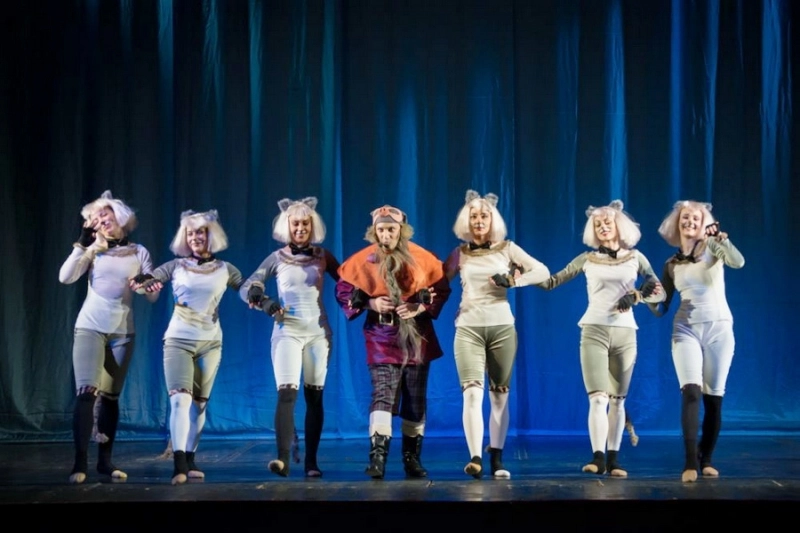 gulliver-in-tara-piticilor-la-opera-brasov