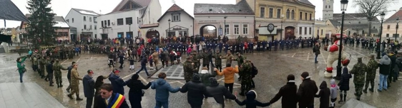 hora-unirii-sa-jucat-si-la-rasnov