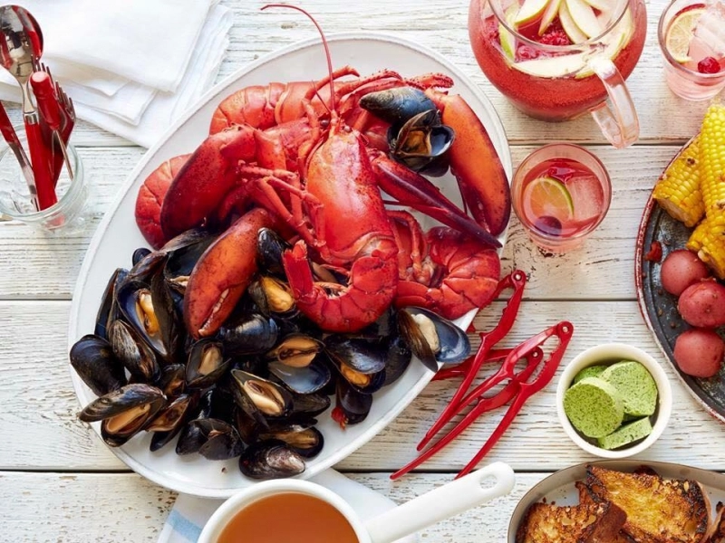 in-premiera-la-brasov-festivalul-racilor-si-fructelor-de-mare-la-itc