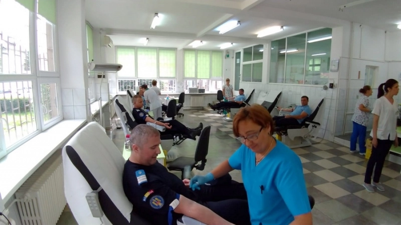 jandarmii-brasoveni-sau-implicat-intro-noua-campanie-de-donare-de-sange