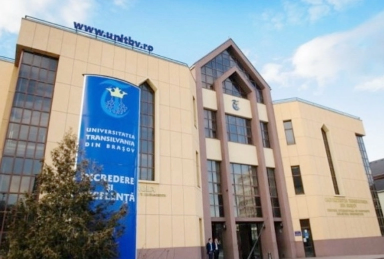 locuri-libere-la-facultate-in-brasov-inscrierile-se-vor-incheia-in-8-septembrie