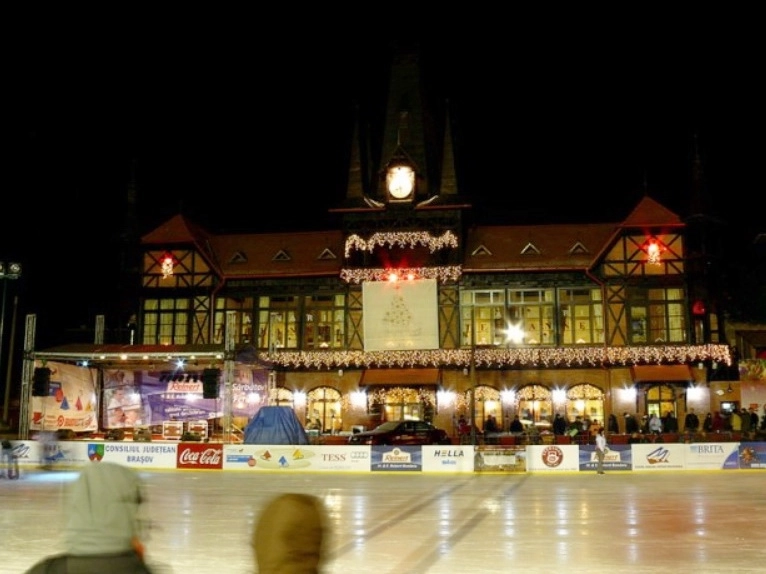 luni-de-la-ora-1300-se-va-deschide-patinoarul-de-la-complexul-olimpia-din-brasov-
