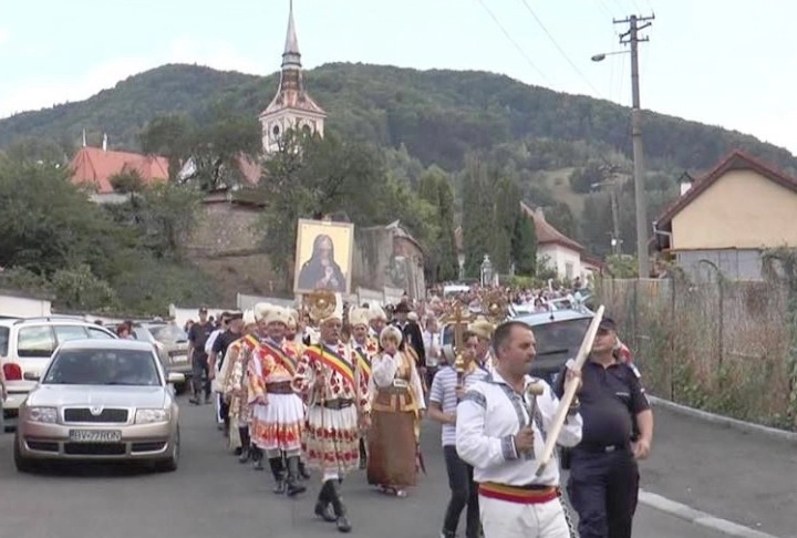 manifestari-dedicate-protectoarei-orasului-la-brasov