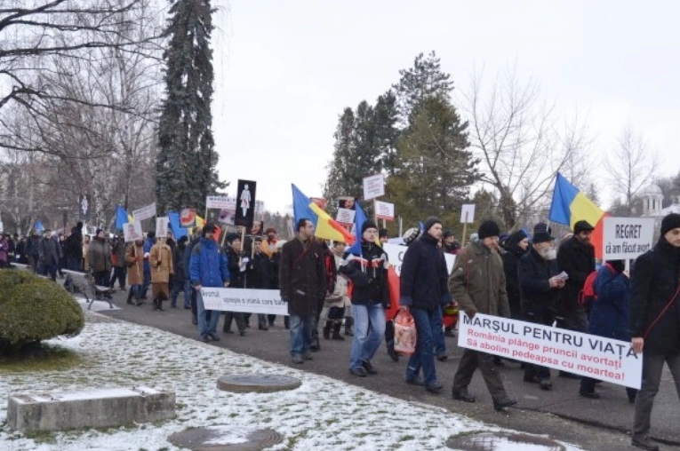 mars-de-solidaritate-pentru-copiii-nenascuti-si-pentru-mamele-lor
