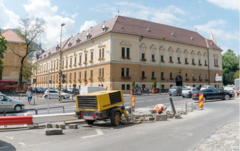 primaria-a-inceput-redesenarea-trecerilor-de-pietoni-de-pe-strada-iuliu-maniu