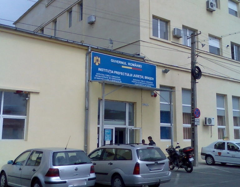 program-prelungit-la-serviciile-de-inmatriculari-si-pasapoarte